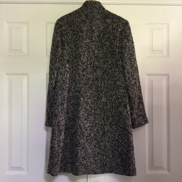 Boucle Design coat. Full length - Picture 2 of 13